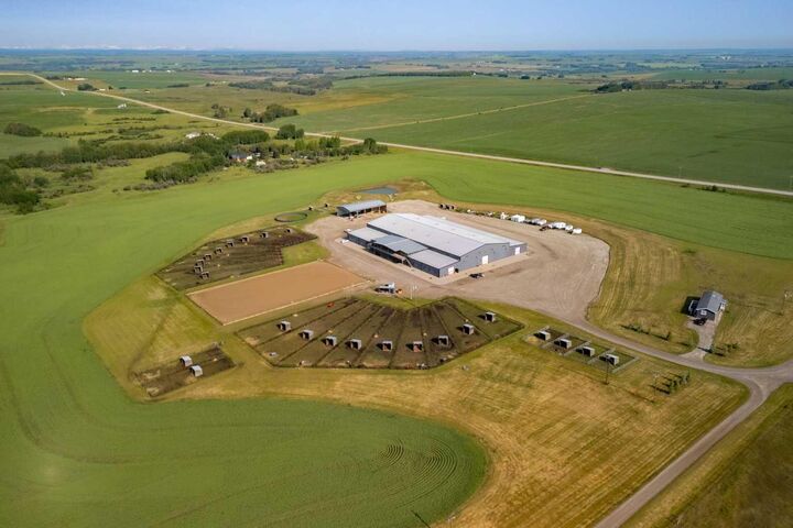 3245 Township Road 292  Rural Mountain View County AB T0M 1L0 photo