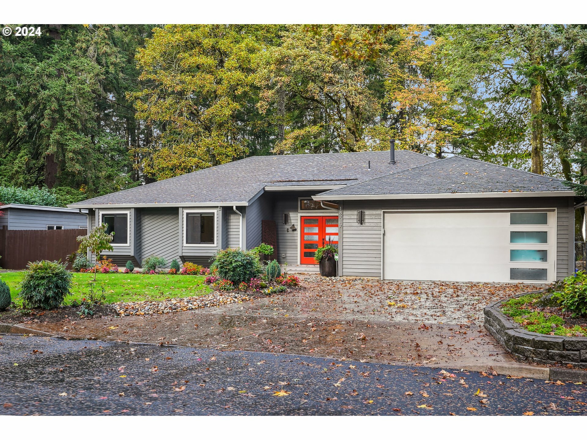 18717 Madrona Dr  Oregon City OR 97045 photo