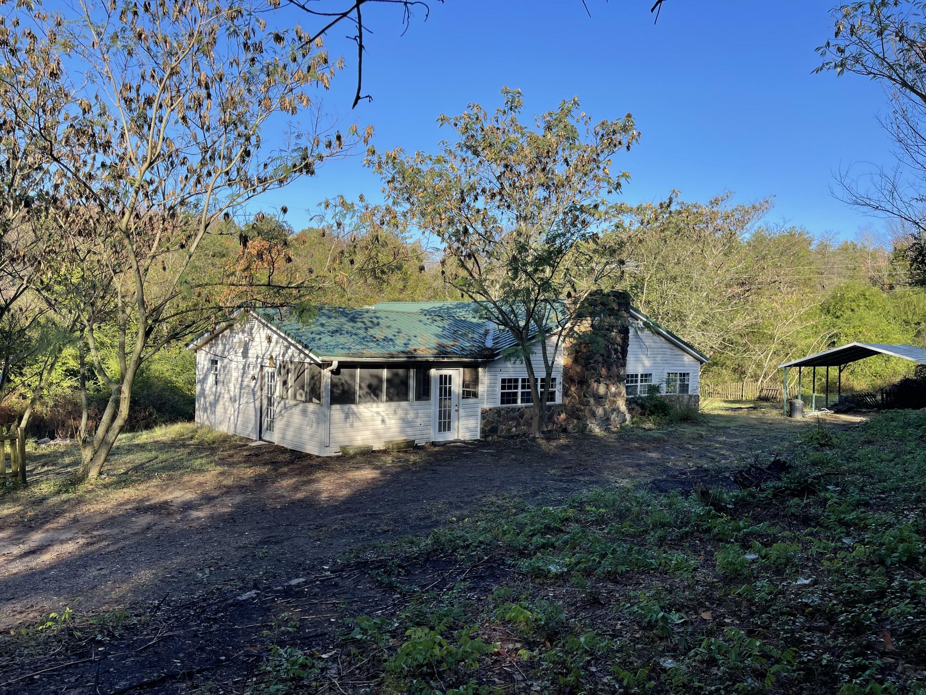 Property Photo:  1899 Shiloh Road  AR 72802 