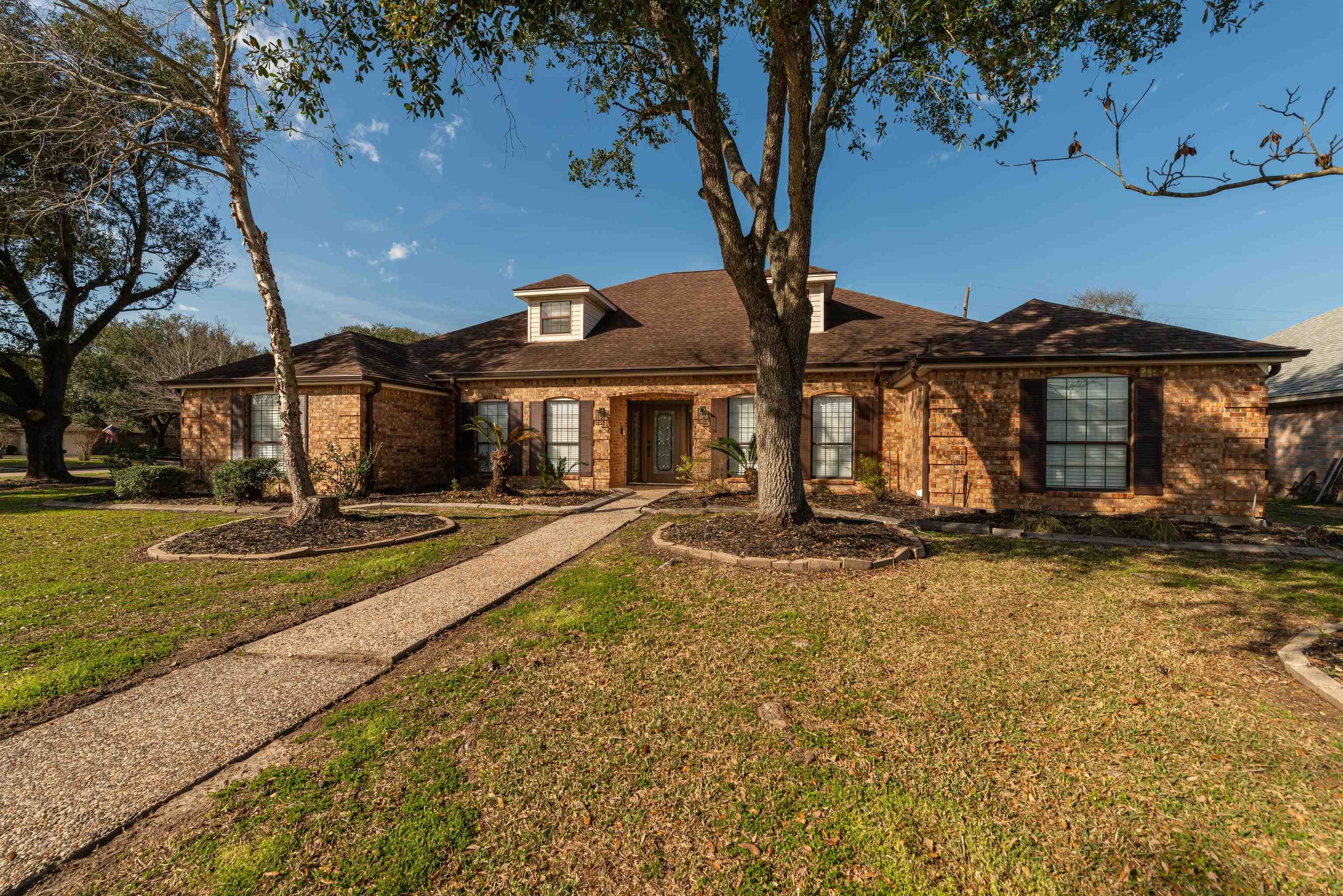 Property Photo:  7090 Shanahan  TX 77706 