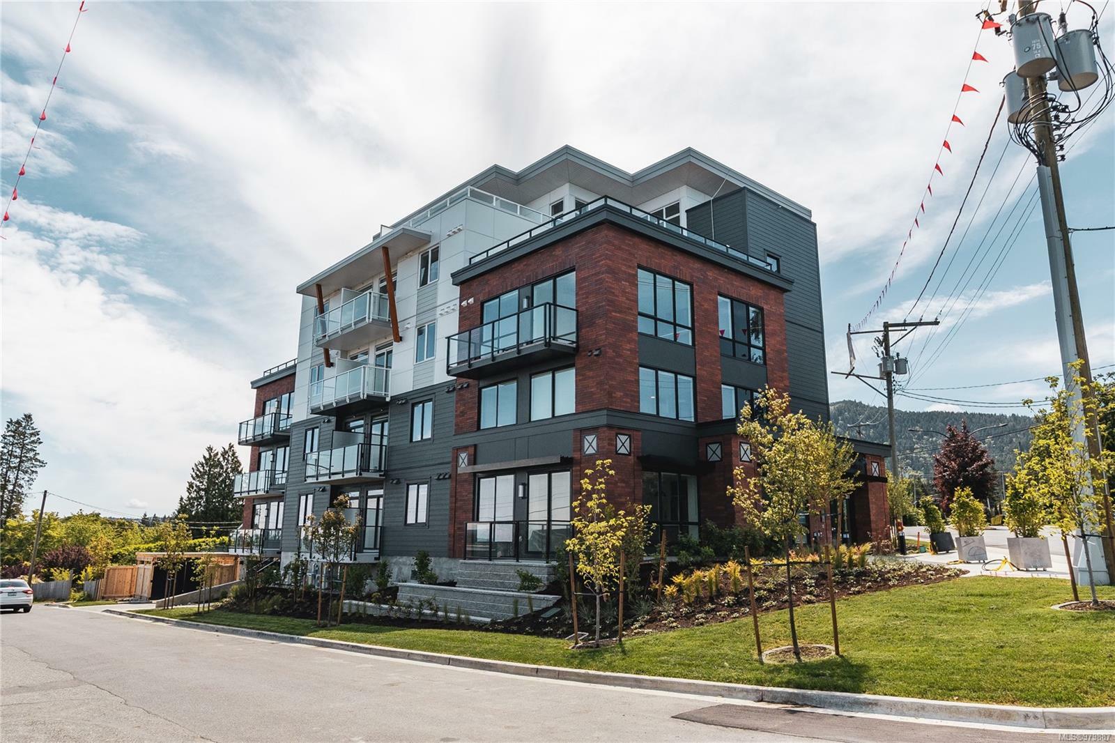 Property Photo: 201 Dogwood Dr 202 BC V9G 0C3