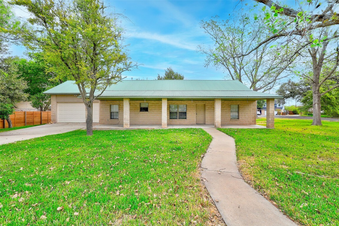 Property Photo:  13211 Villa Park Drive  TX 78729 