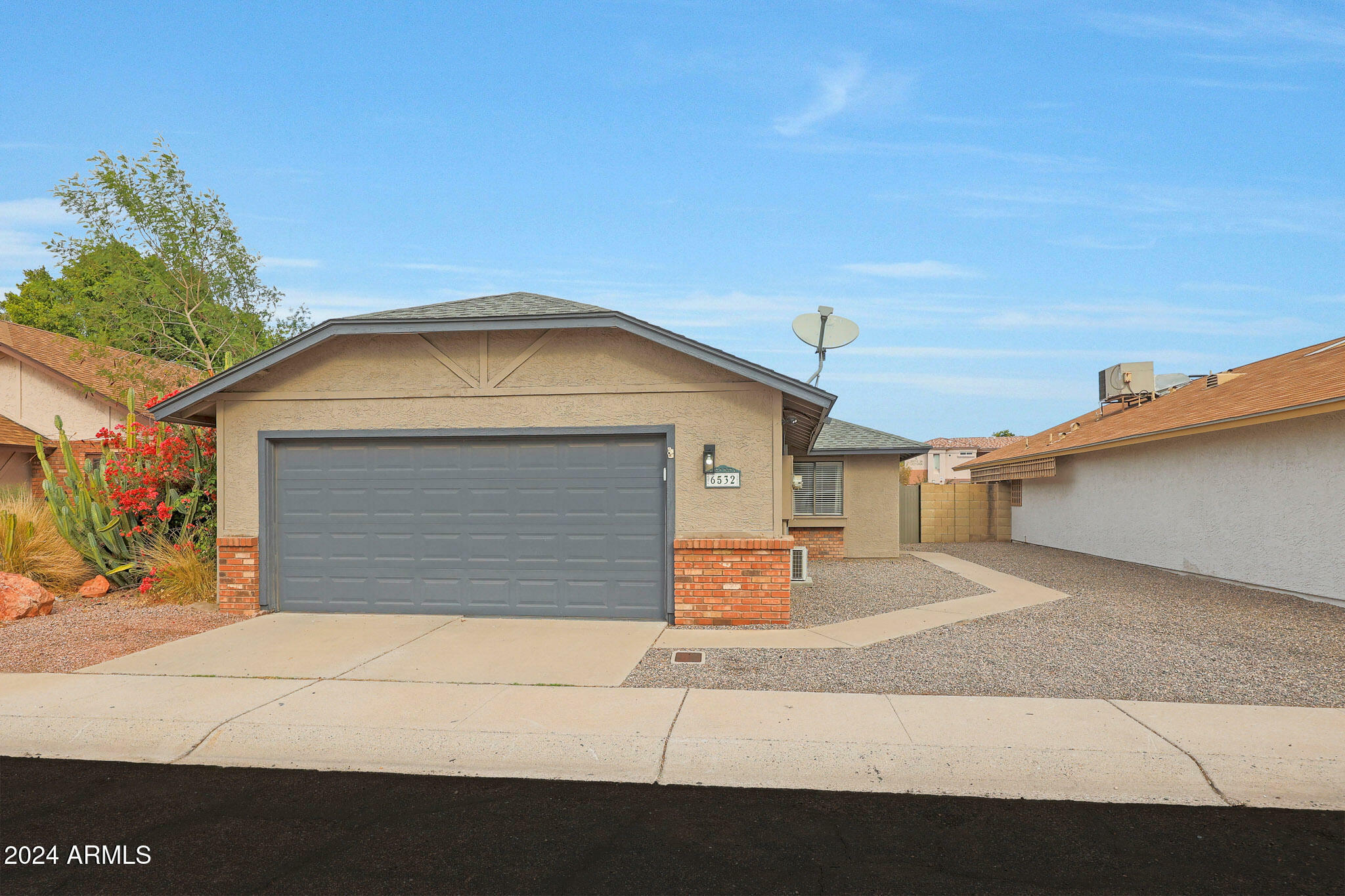 Property Photo:  6532 W Poinsettia Drive  AZ 85304 