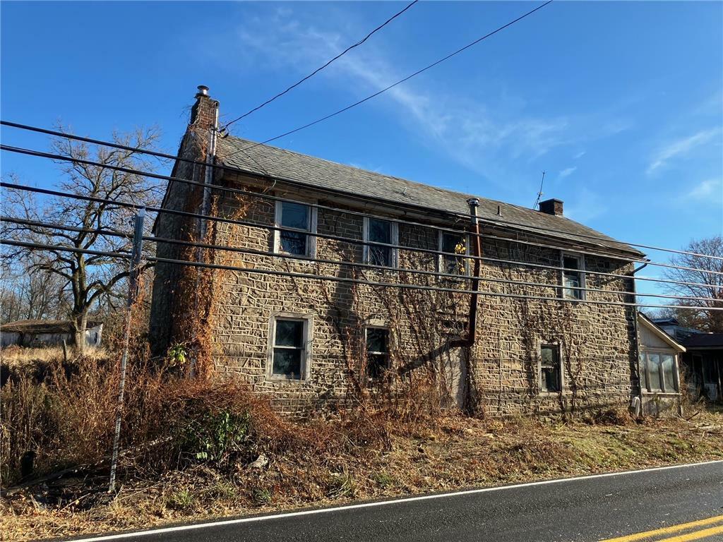 Property Photo:  2804 Route 212  PA 18036 