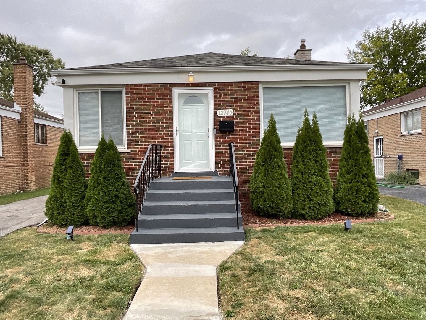 Property Photo:  12740 S May Street  IL 60827 