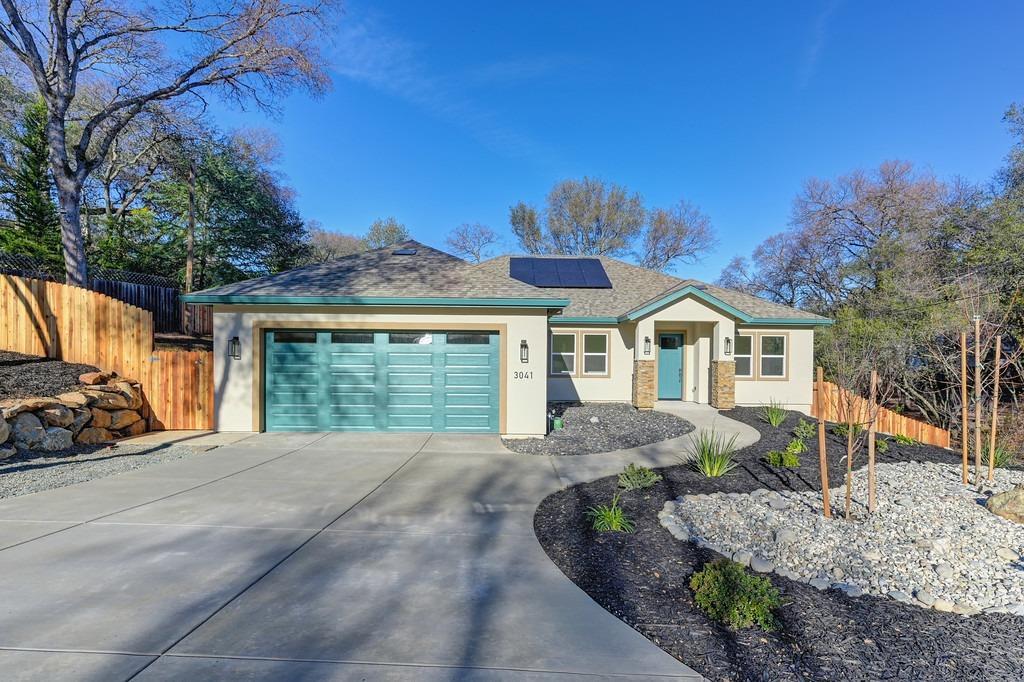 Property Photo: 3041 Twin Oaks Rd CA 95682
