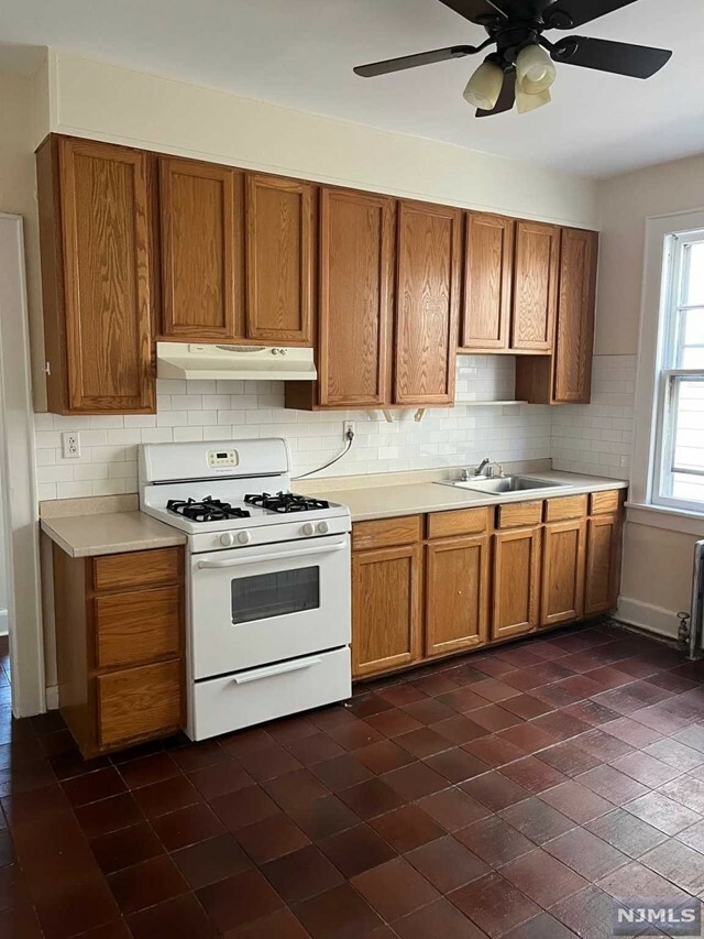 Property Photo:  921-923 Sheridan Avenue 1-R  NJ 07208 