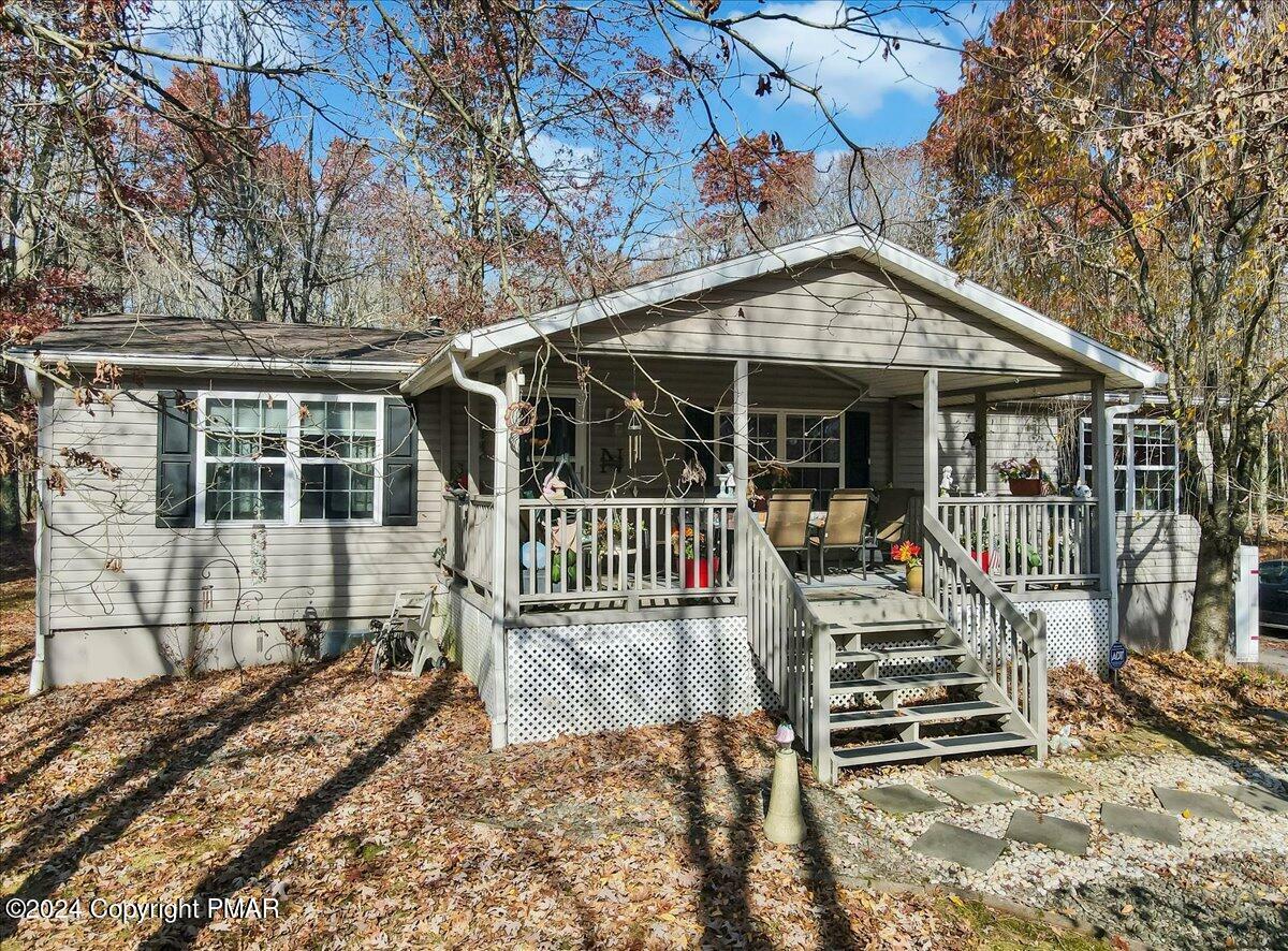 Property Photo: 61 Blackberry Lane PA 18229