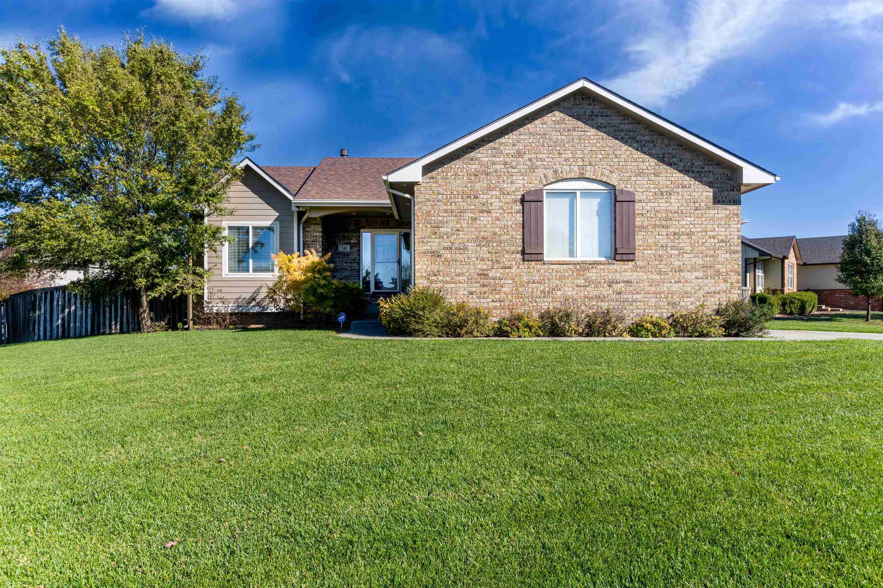 Property Photo:  742 N White Tail St  KS 67206 