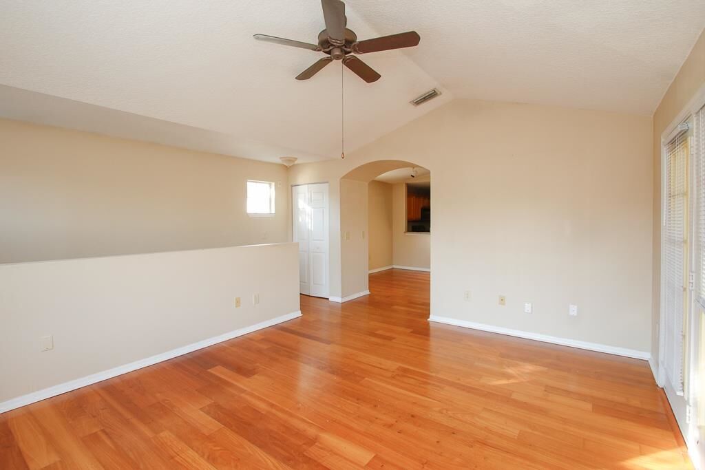 Property Photo:  19205 Harbour Vista Cir  FL 32080 