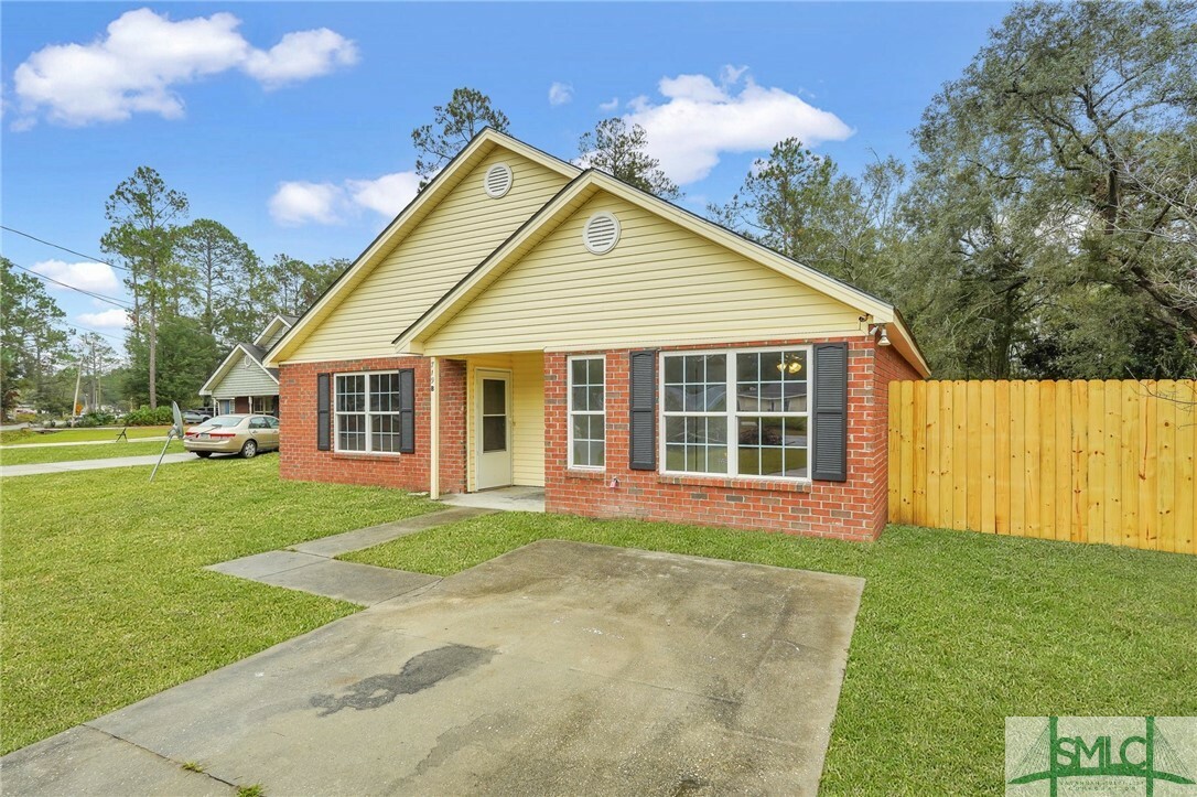 Property Photo:  719 Lee Road B  GA 31313 