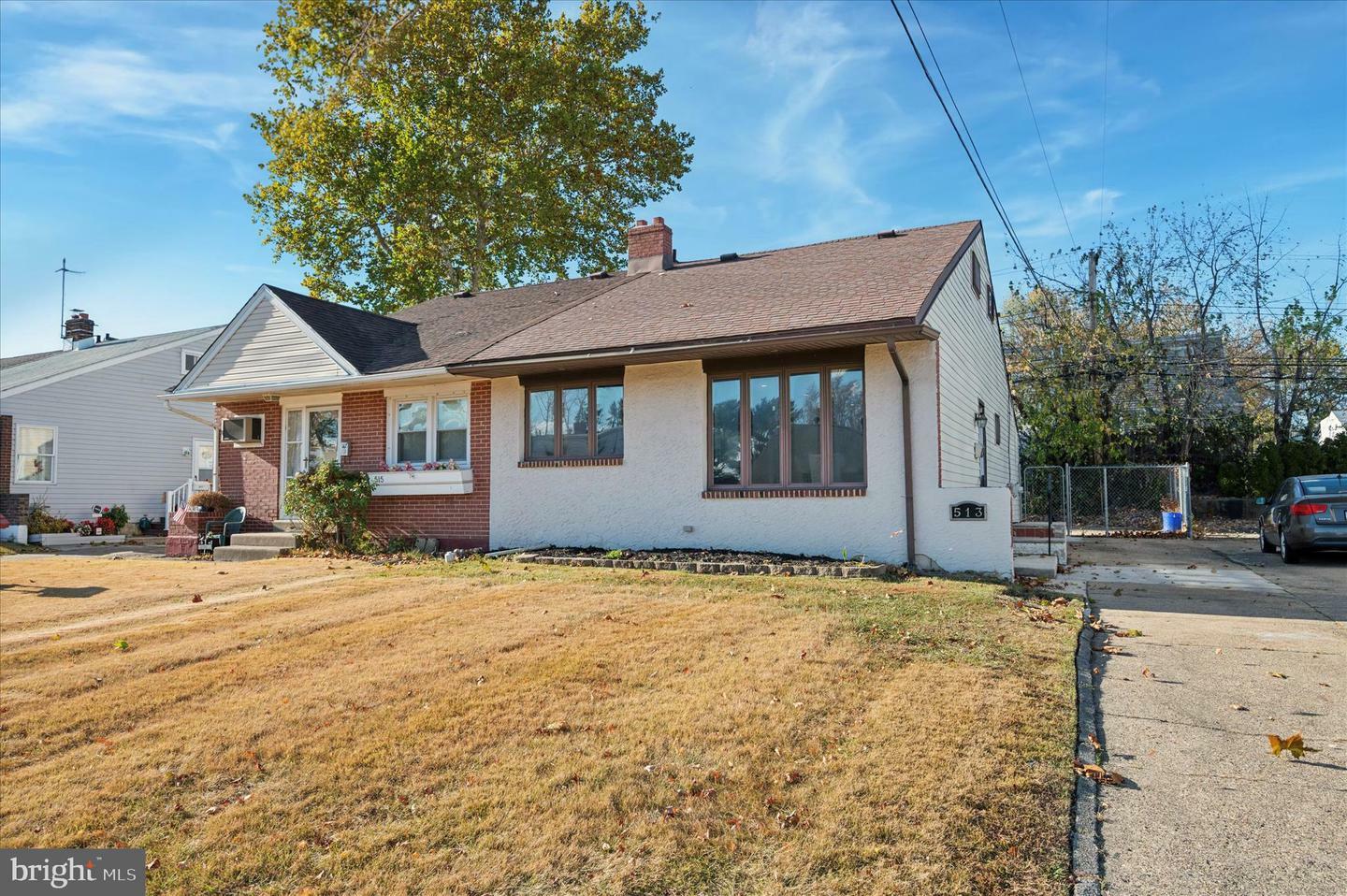 Property Photo:  513 Lee Road  PA 19074 