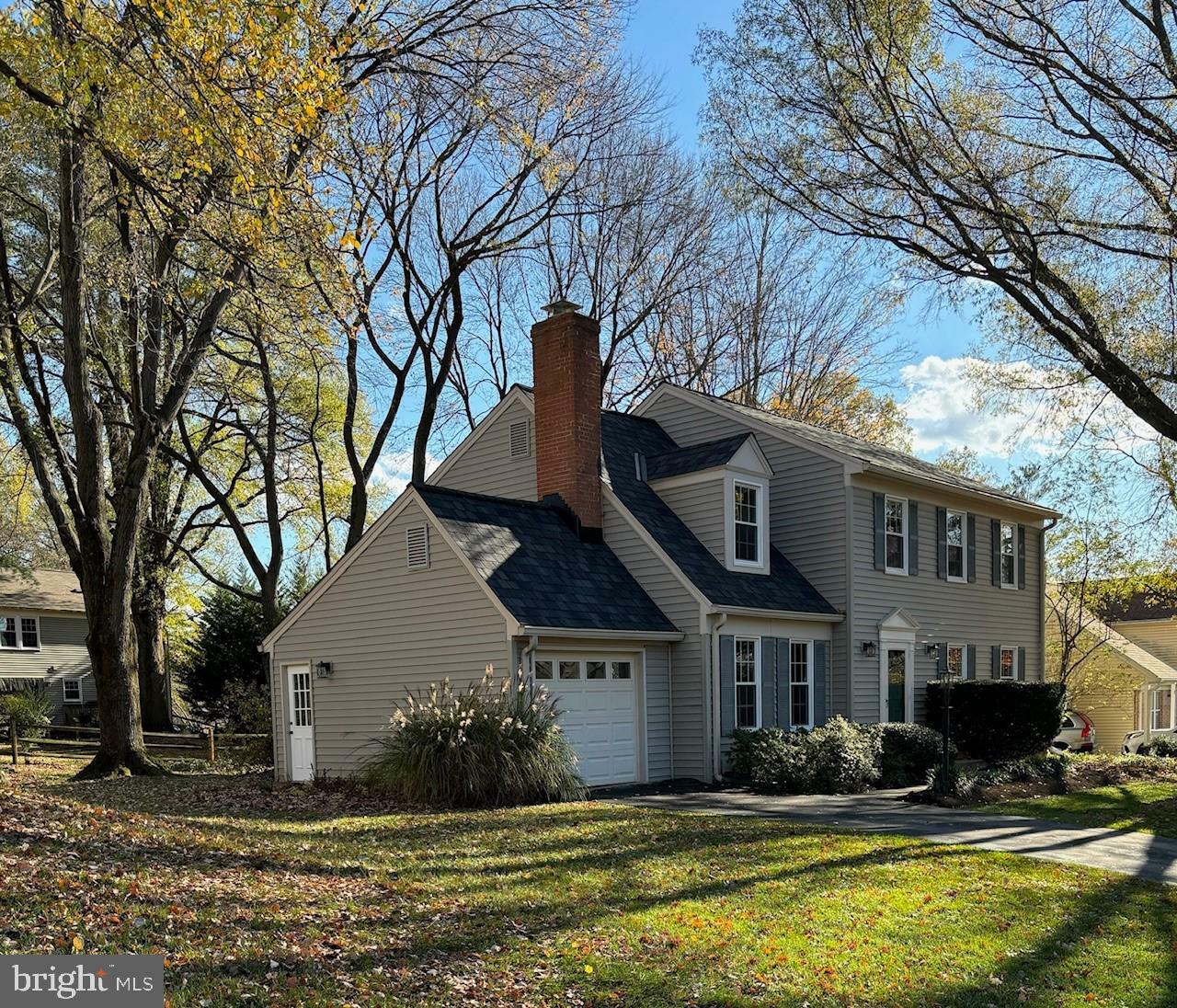 Property Photo:  5 Redding Ridge Drive  MD 20878 