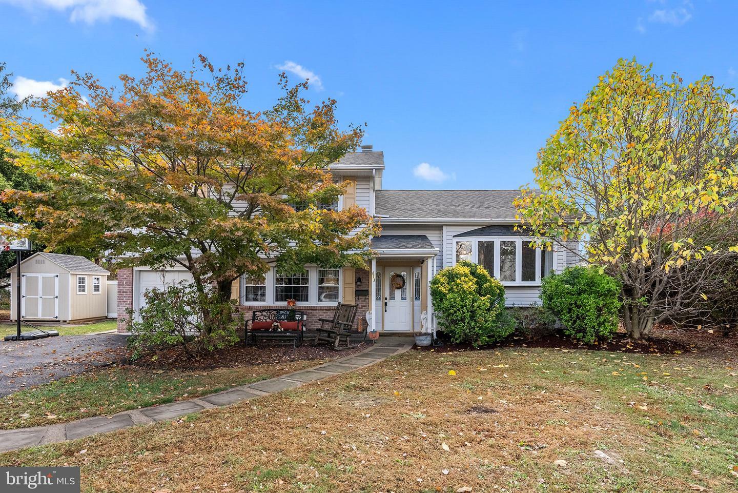Property Photo: 813 Longstreth Road PA 18974