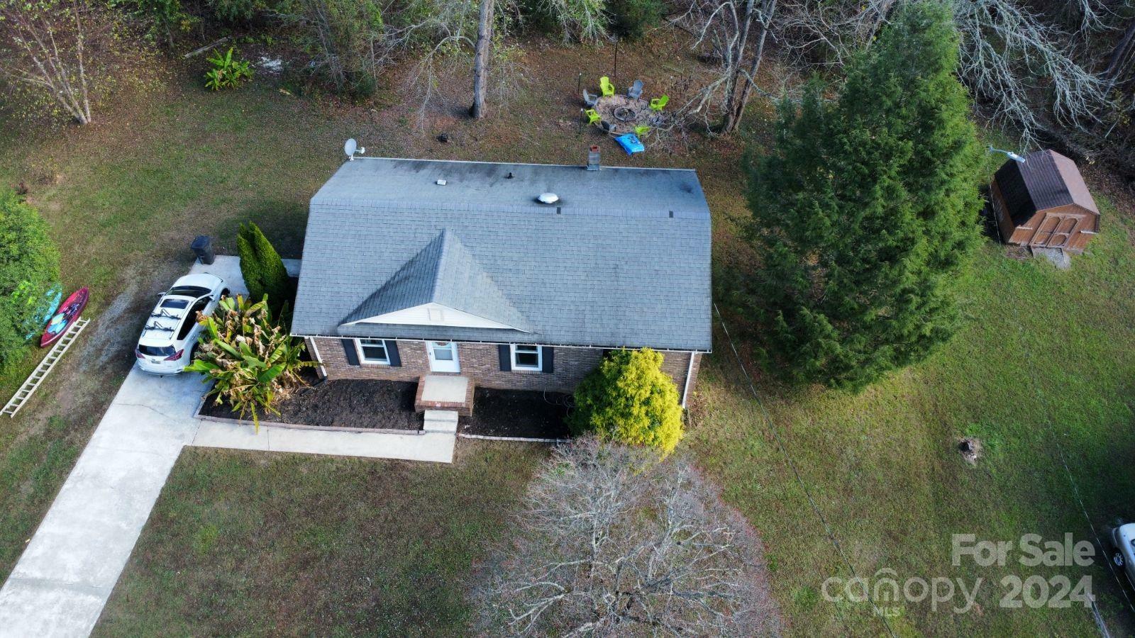 Property Photo:  1489 Watermill Road  NC 28655 