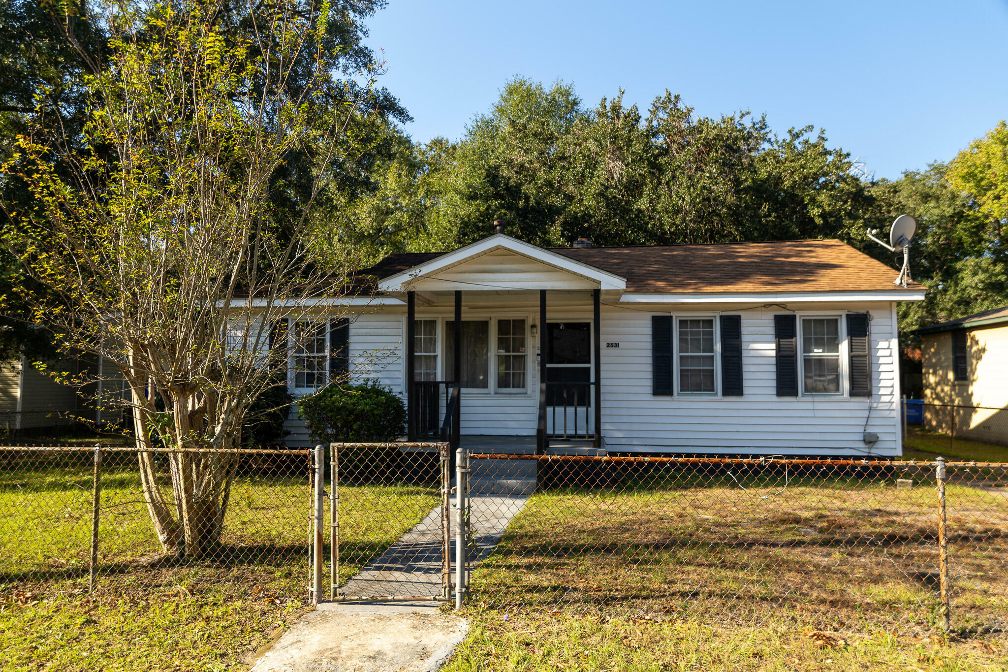 Property Photo:  2531 Wecco Street  SC 29405 