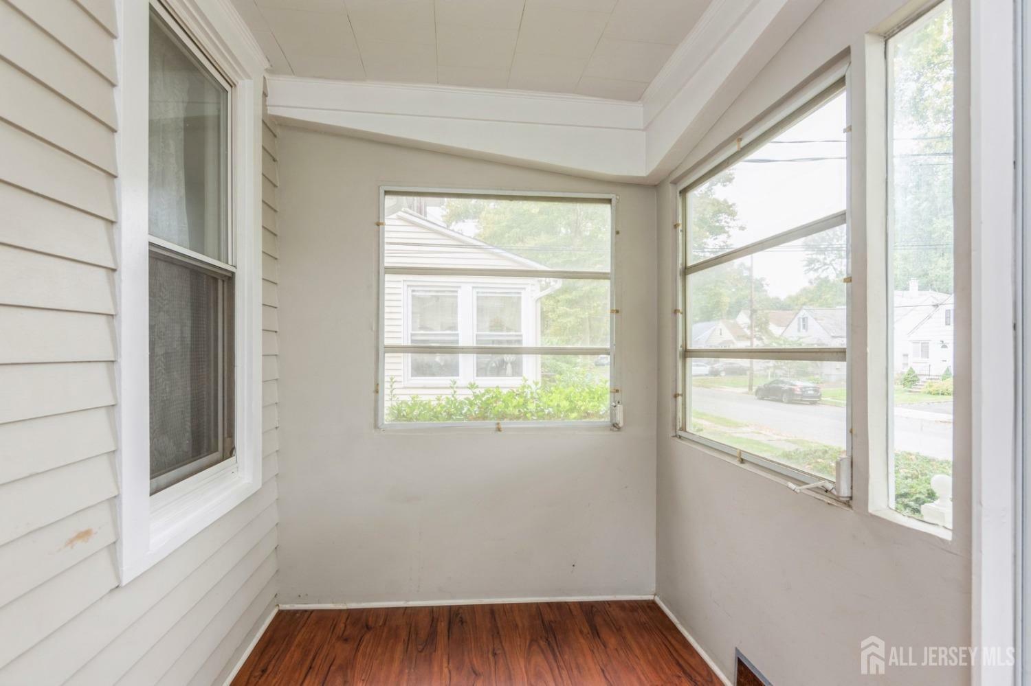 Property Photo:  83 S Maple Avenue  NJ 07081 