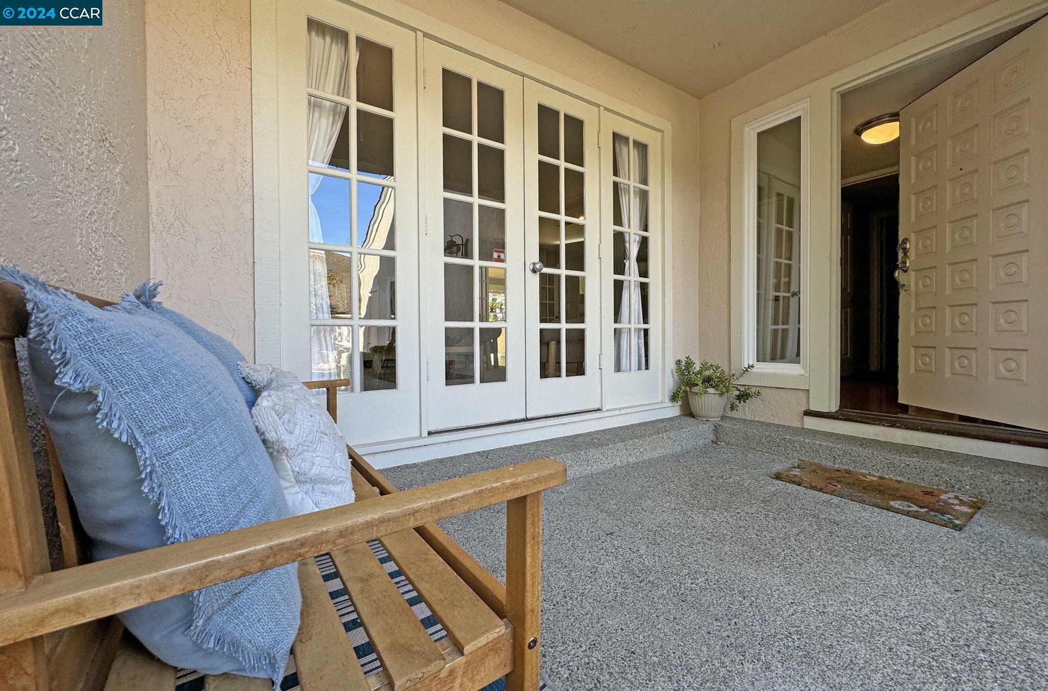 Property Photo:  553 Allegheny Dr  CA 94598 