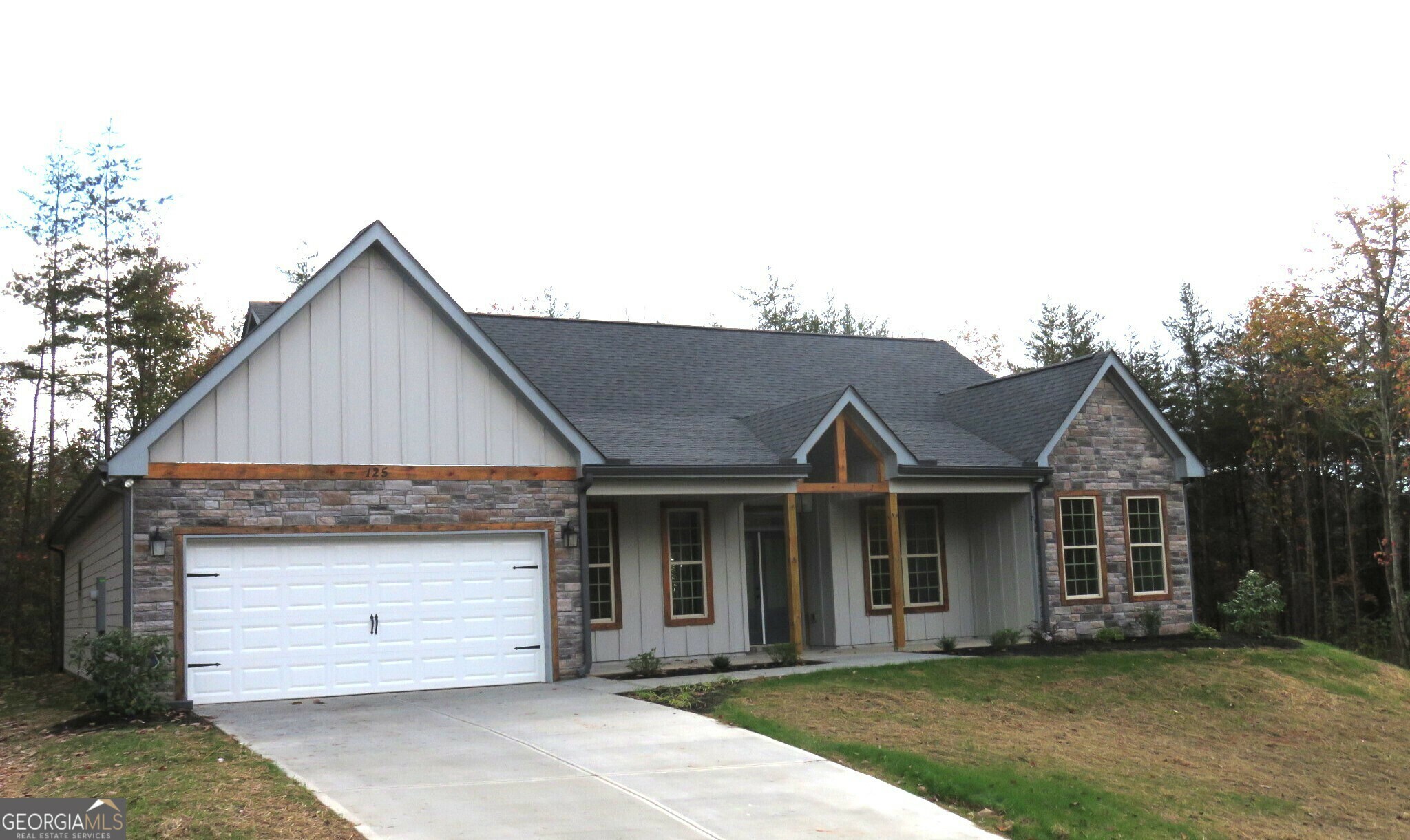 Property Photo:  125 Chimney Ridge  GA 30528 