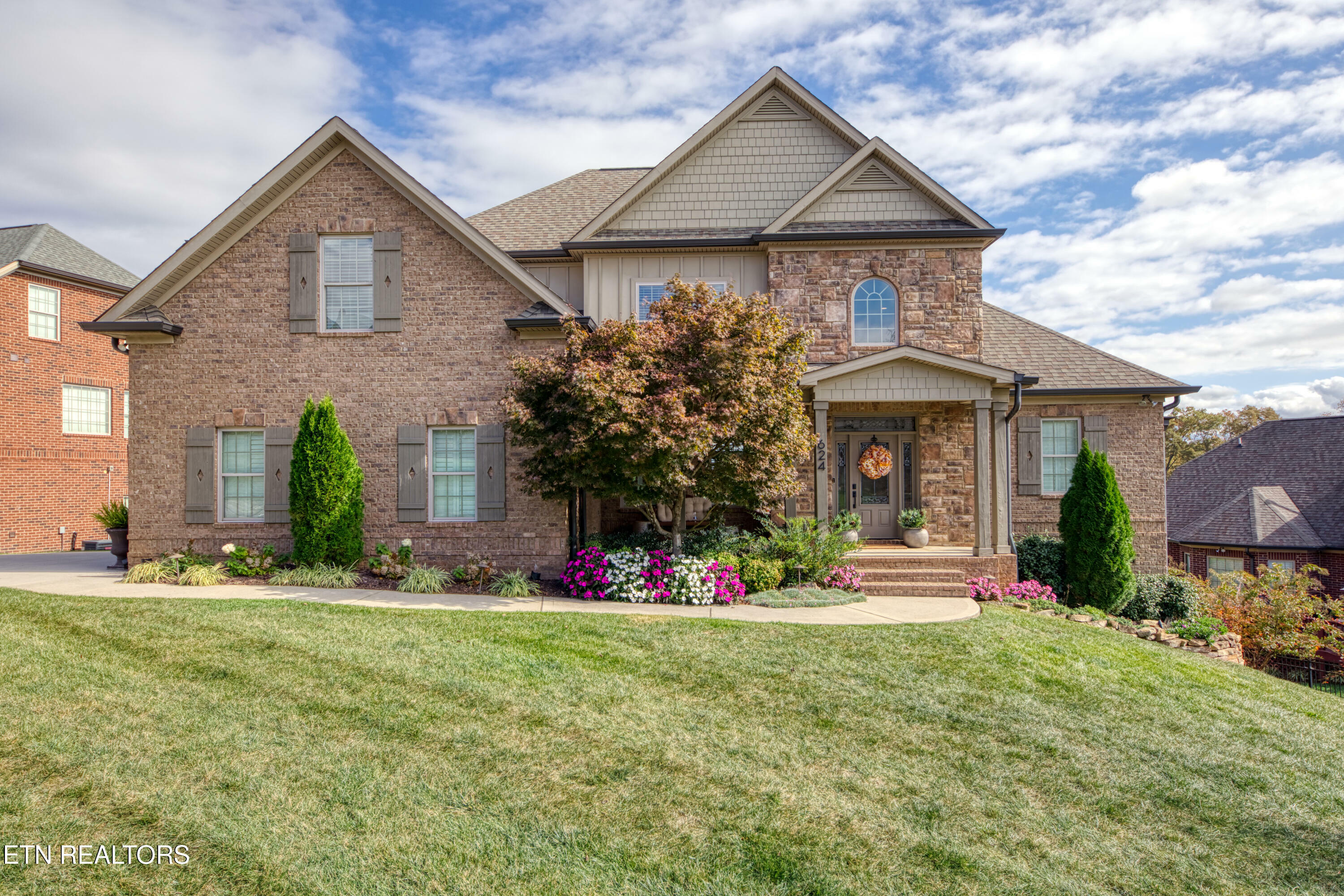 624 Elk Falls Lane  Knoxville TN 37922 photo