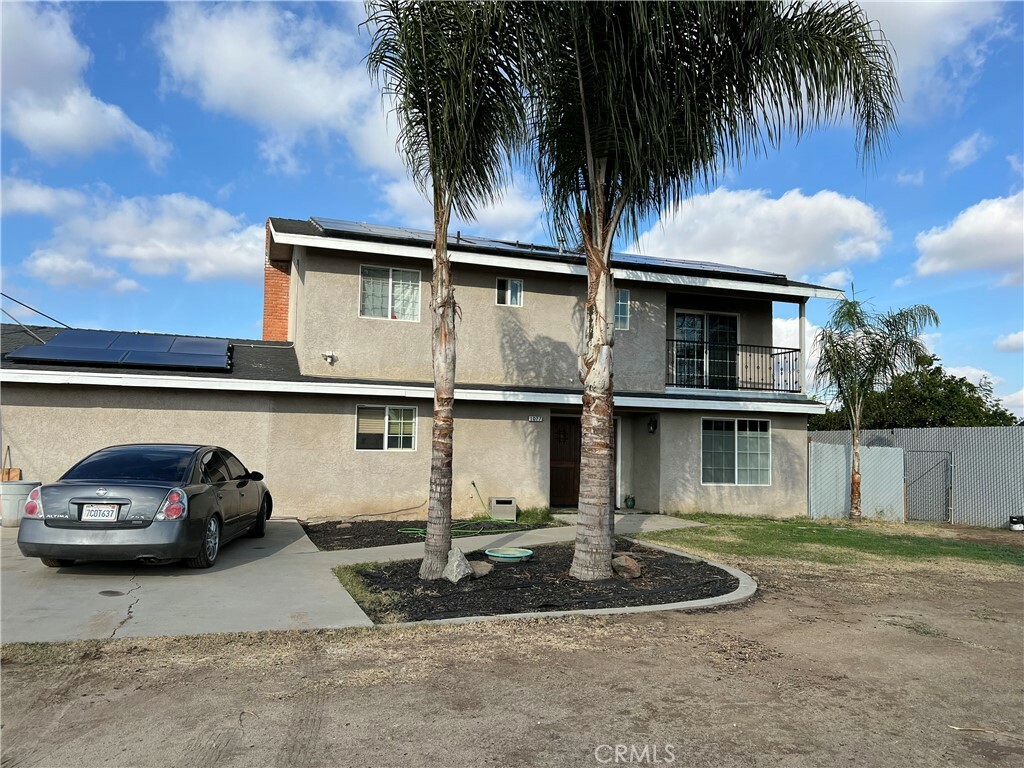 Property Photo: 1077 Pecan CA 93637