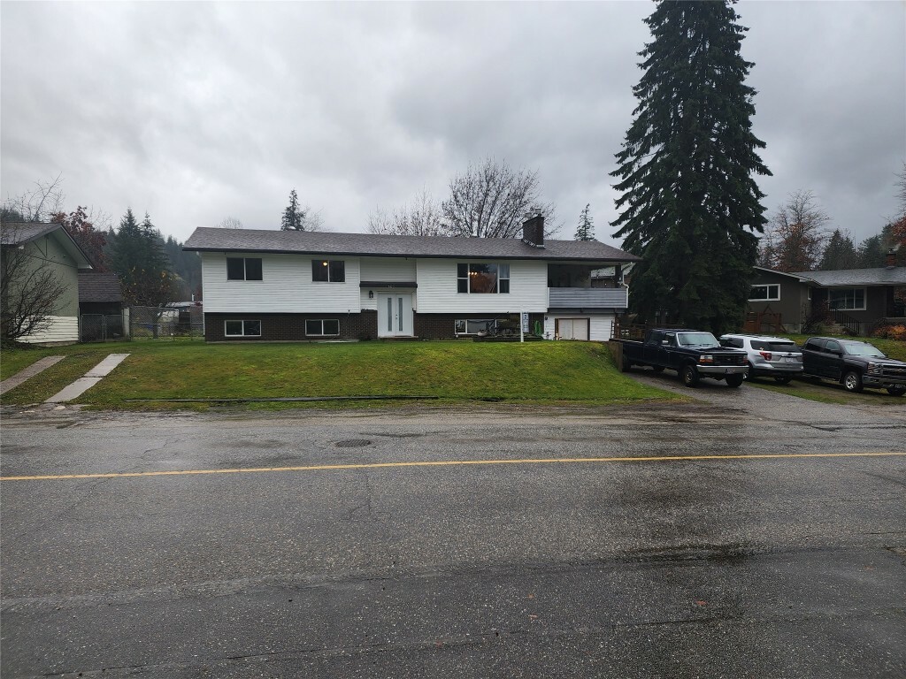 Photo de la propriété:  162 Pearkes Drive  BC V0E 2S0 