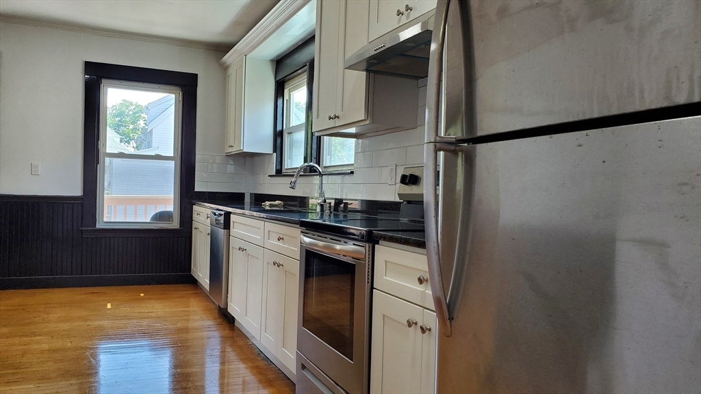 Property Photo:  74 Grant St 1  MA 01902 