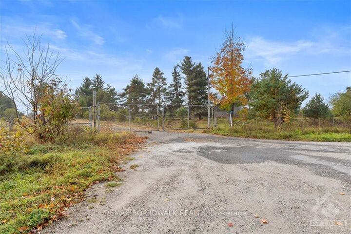 Property Photo: 485 Drummond Concession 1 Road ON K0G 1W0