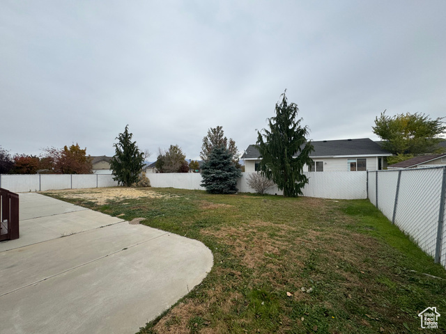 Property Photo:  5667 S Stone Bluff Way  UT 84118 