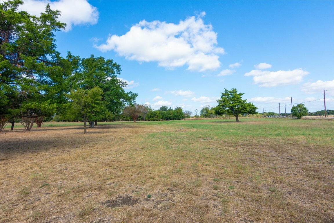 Property Photo:  555 Eastview Drive  TX 78626 