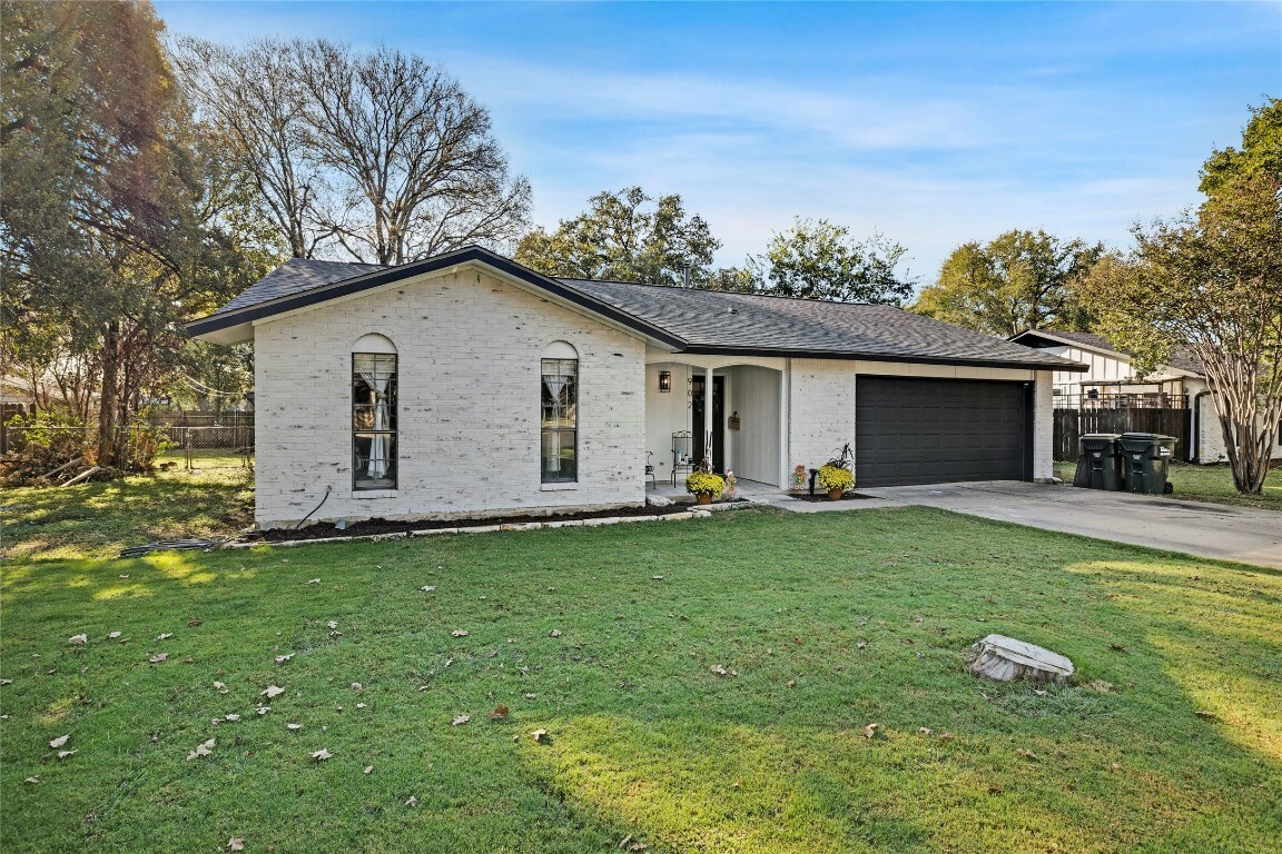 Property Photo:  902 River Bend Drive  TX 78628 