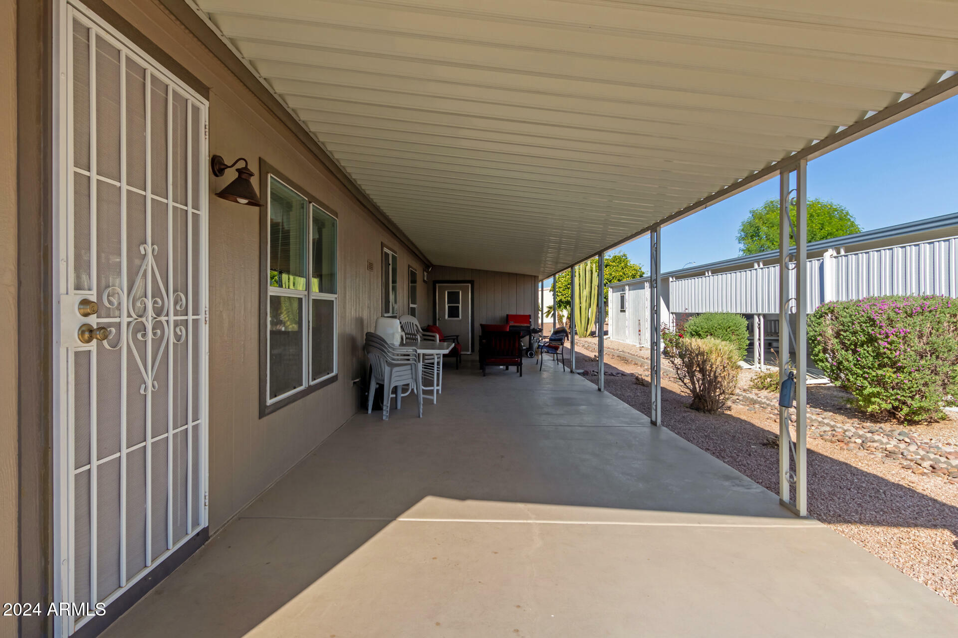 Property Photo:  2400 E Baseline Avenue 201  AZ 85119 