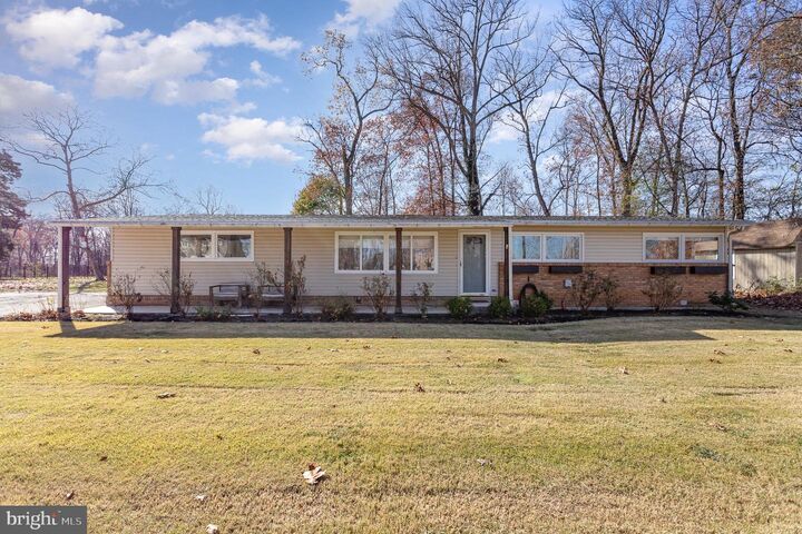 1054 Locust Grove Road  Middletown PA 17057 photo