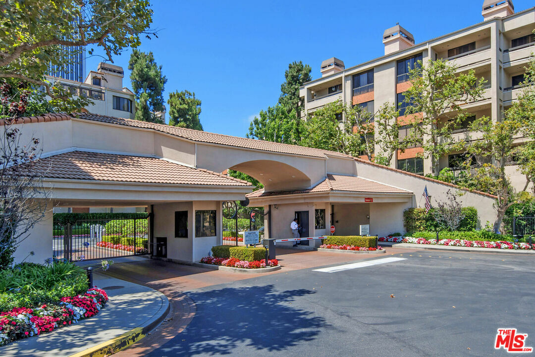 2131   Century Park Ln 118  Los Angeles CA 90067 photo