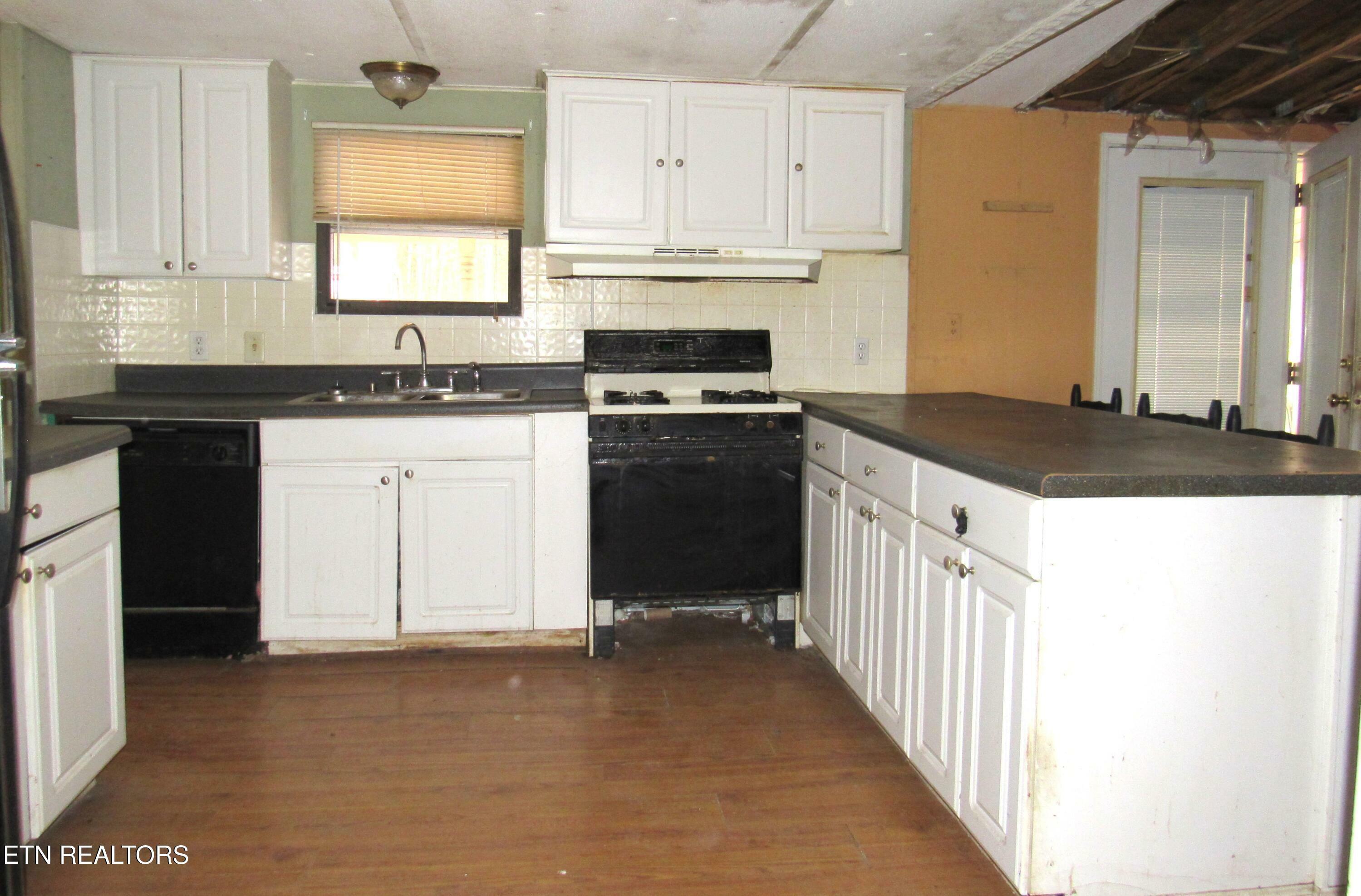 Property Photo:  130 Ridge Rd  TN 37770 