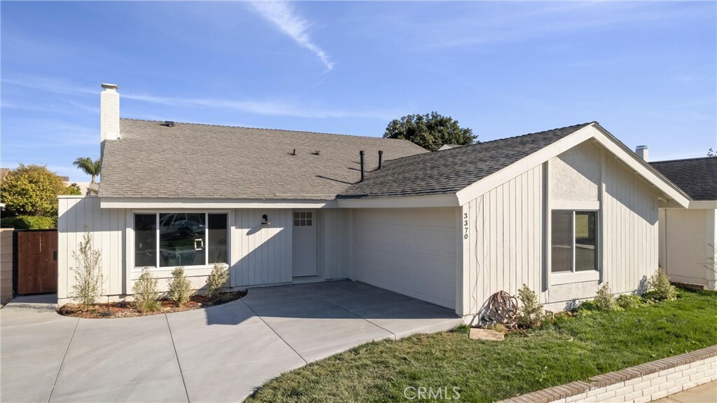 Property Photo:  3370 Wisteria Circle  CA 92626 