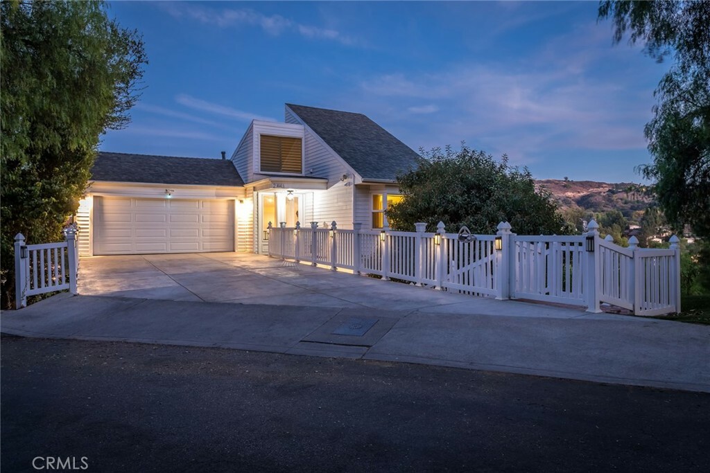 Property Photo:  21443 Iglesia Drive  CA 91364 