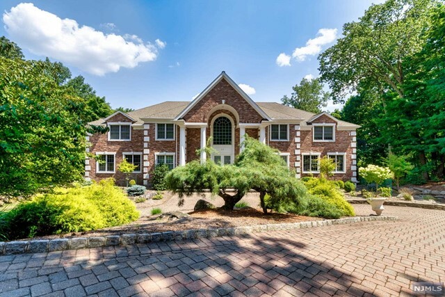 878 Ridge View Way  Franklin Lakes NJ 07417 photo