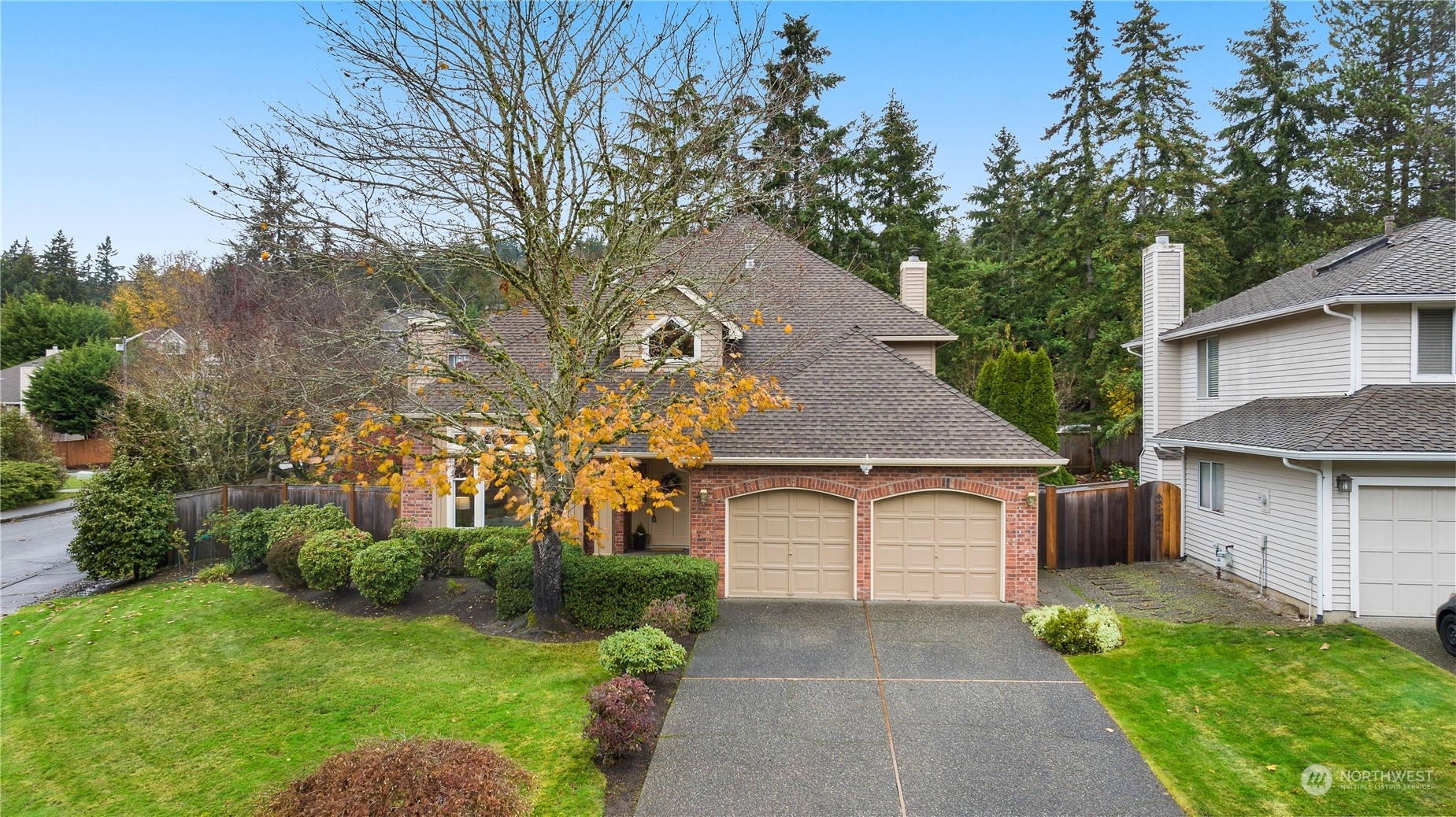 Property Photo:  14802 SE 66th Street  WA 98006 