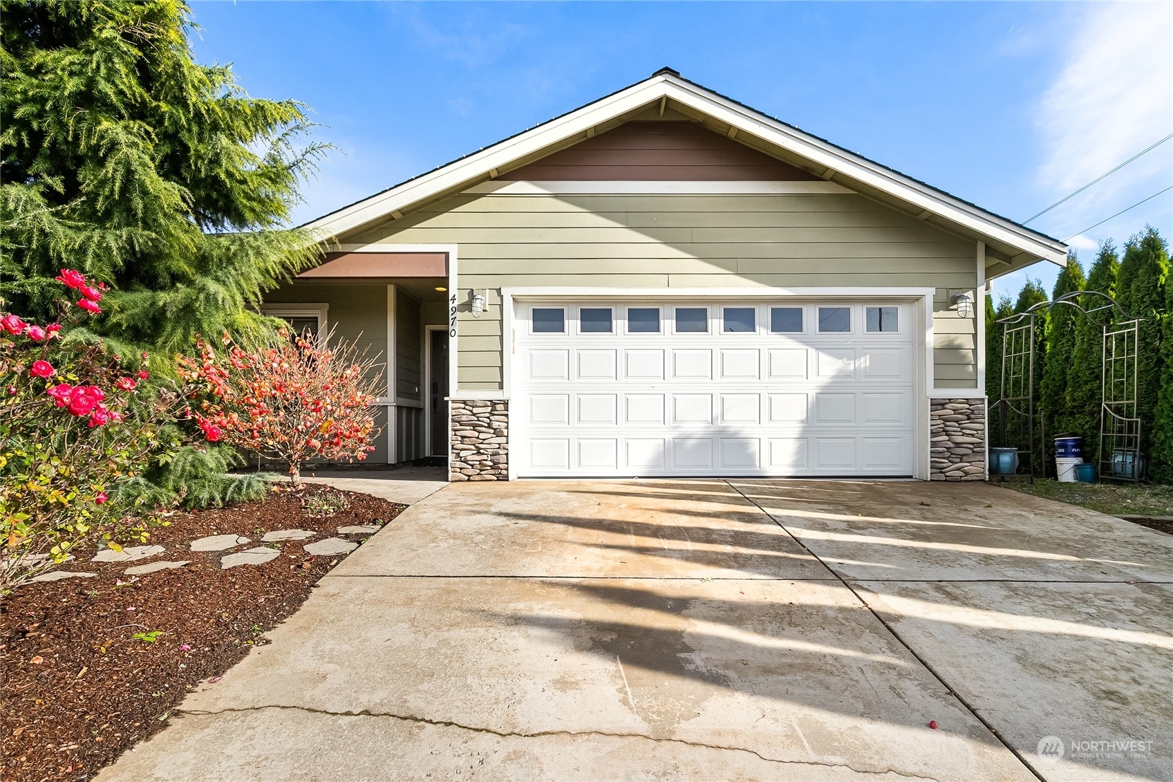 Property Photo:  4970 Sunset Park Place  WA 98248 