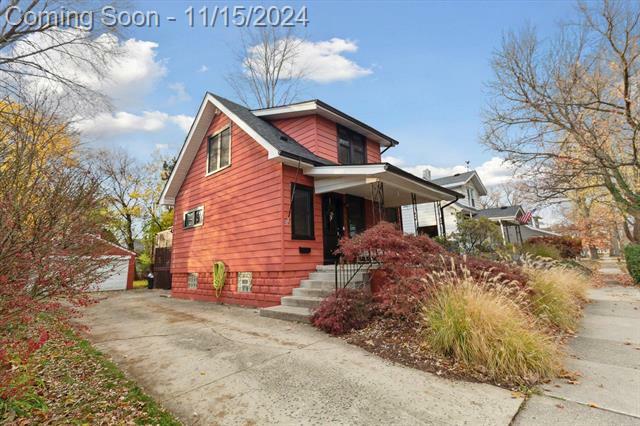 Property Photo:  616 S Vermont Avenue  MI 48067 