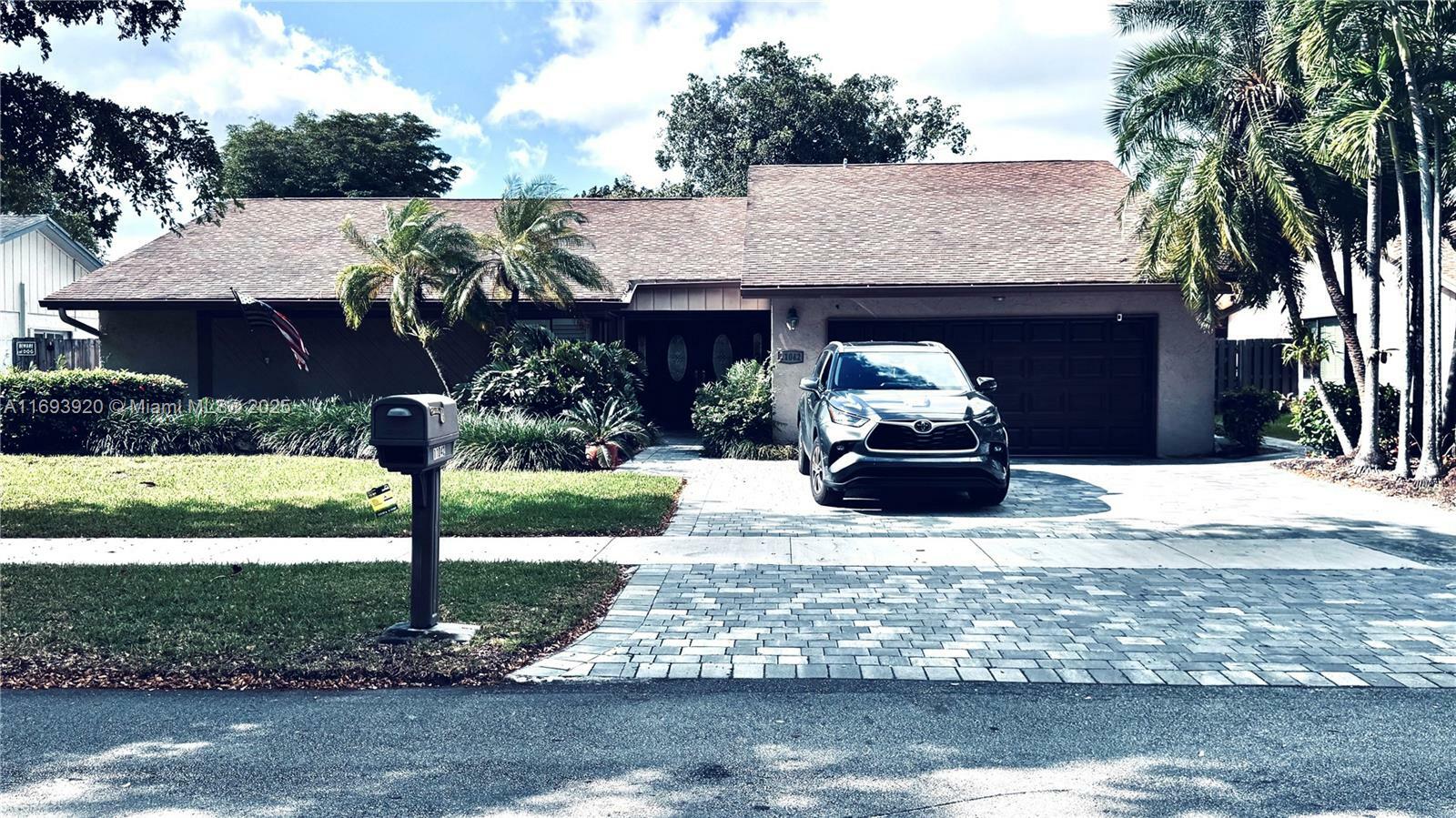 Property Photo: 11042 SW 129th Pl FL 33186