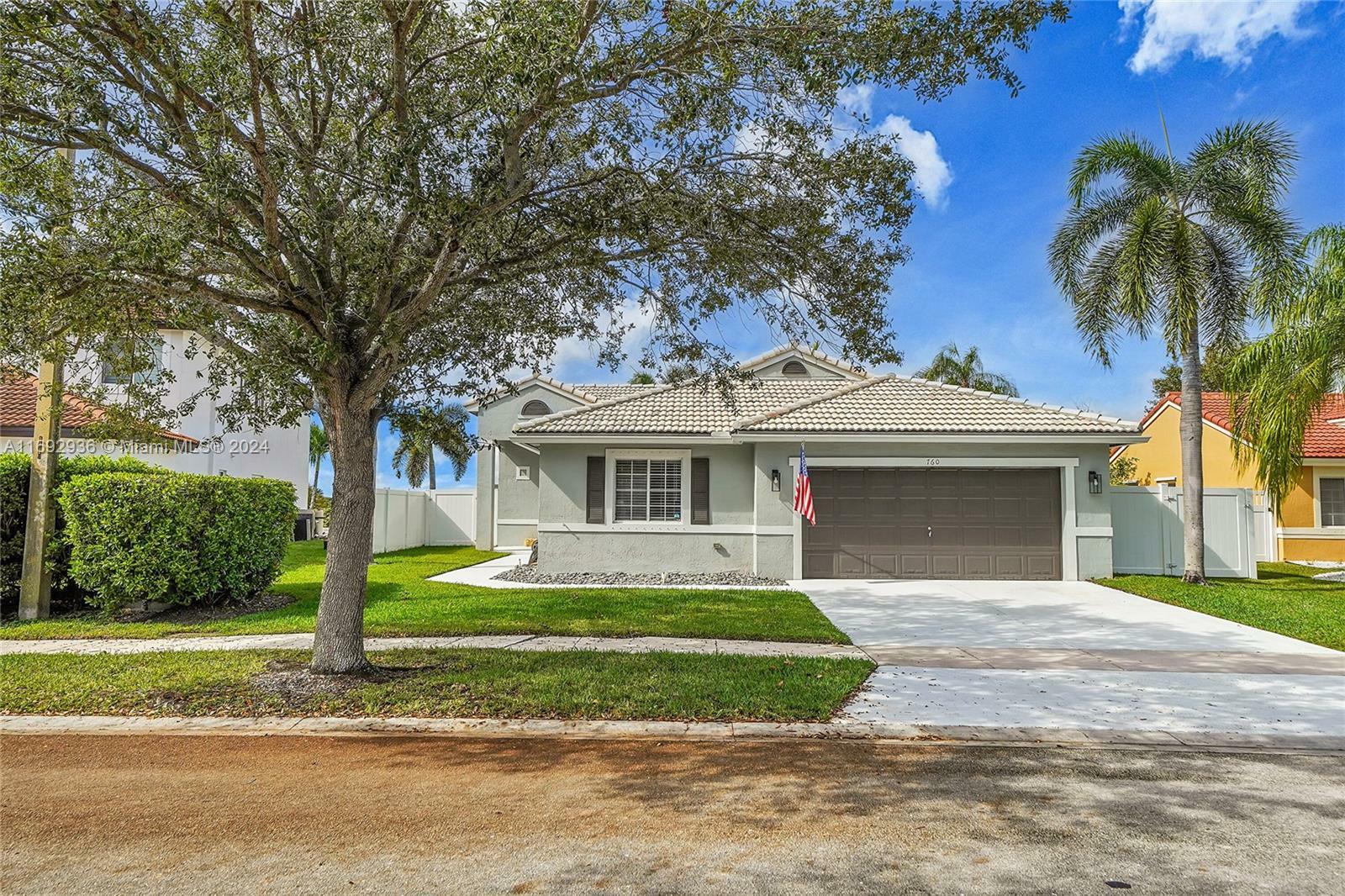 Property Photo:  760 SW 164th Ave  FL 33027 