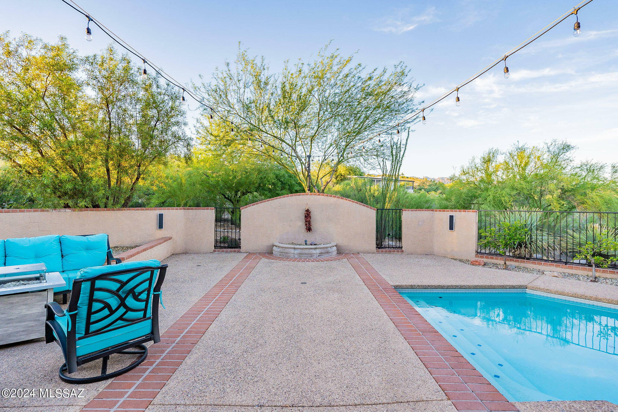 Property Photo:  3640 N Calle Agua Verde  AZ 85750 