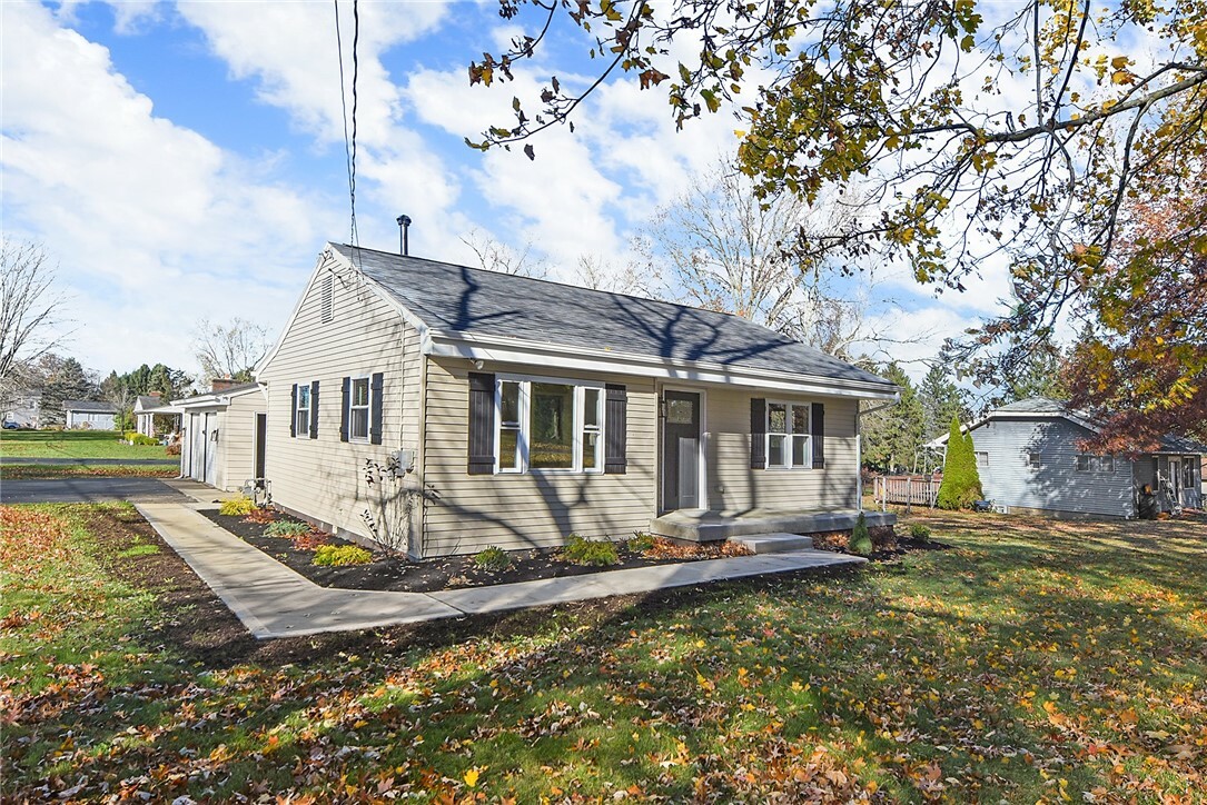 Property Photo:  140 Knowlson Avenue  PA 15010 