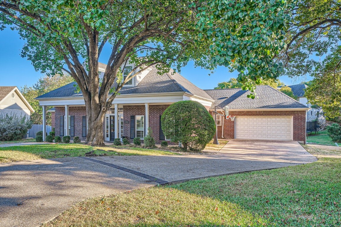 Property Photo:  3701 Moon Lark Court  TX 78746 