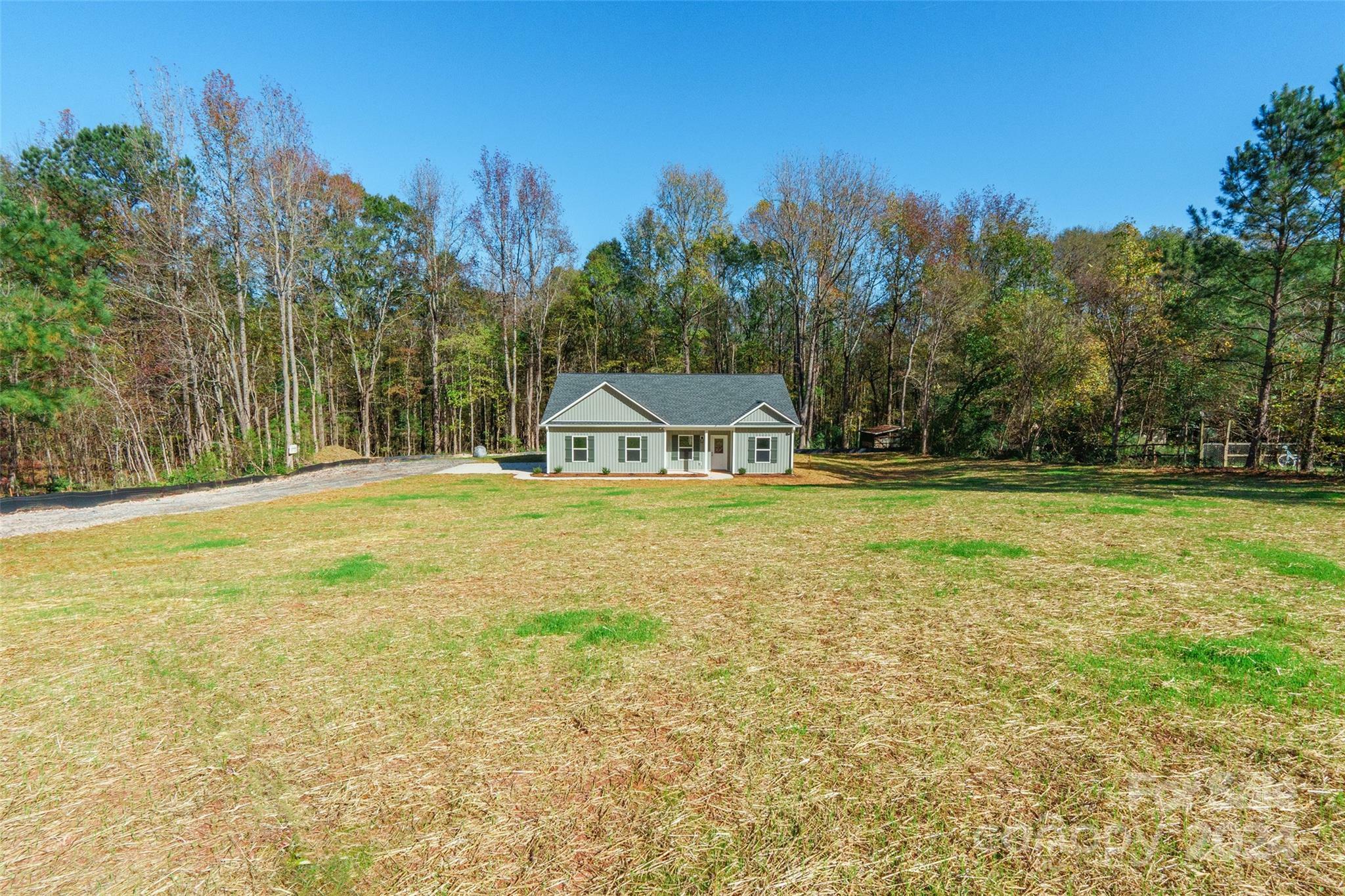 Property Photo:  3357 Lesslie Highway  SC 29730 