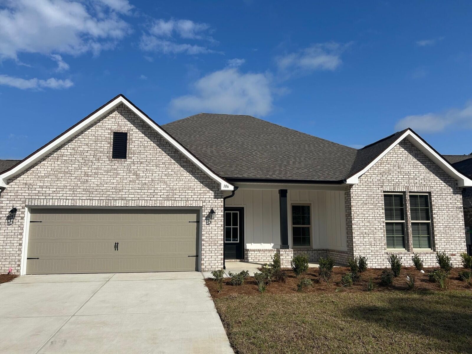 Property Photo:  106 E Tweet Street  FL 32439 