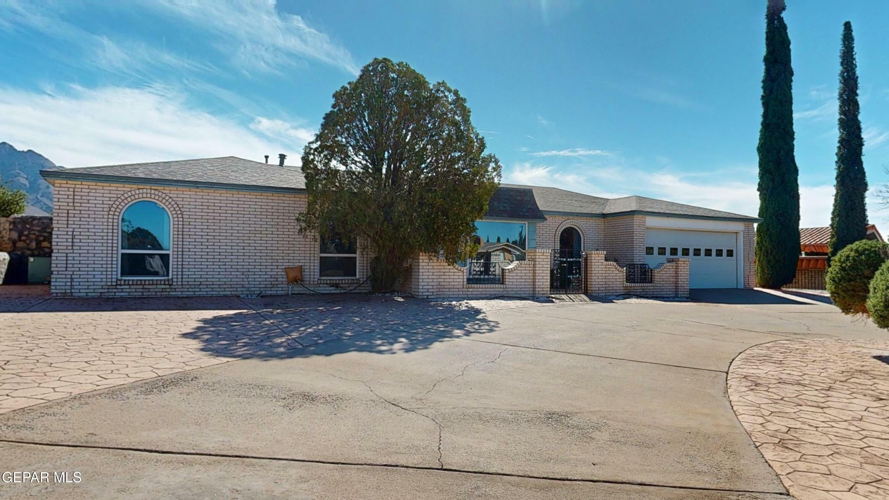Property Photo: 532 Satellite Drive TX 79912