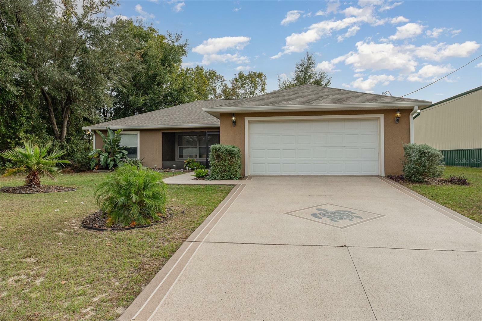 Property Photo:  9332 SE 158th Street  FL 34491 
